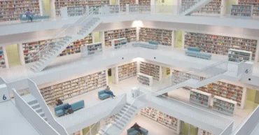 Bâtiment de quatre étages avec escaliers